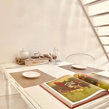 דירה Bright Frescoed Attic In The Center, Parking Free! *