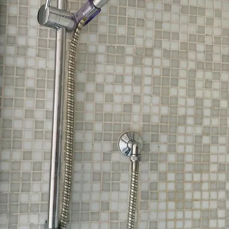 Appartamento Bright Frescoed Attic In The Center, *