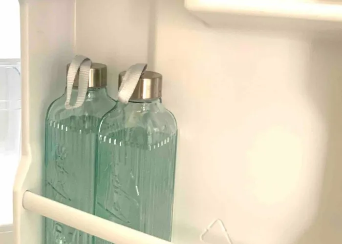 Bright Frescoed Attic In The Center, Appartamento *